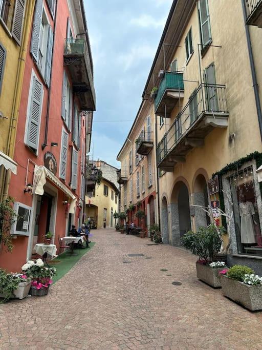 Appartamento A Luino Cavallotti25 Bagian luar foto